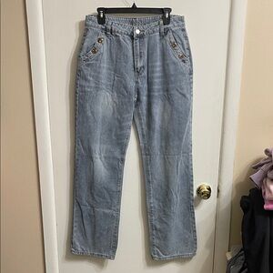 Women’s jeans